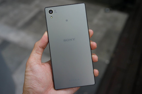 4 smartphone giam gia dang chu y trong thang 3