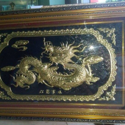 tranh chu chat lieu dong do va dong vang